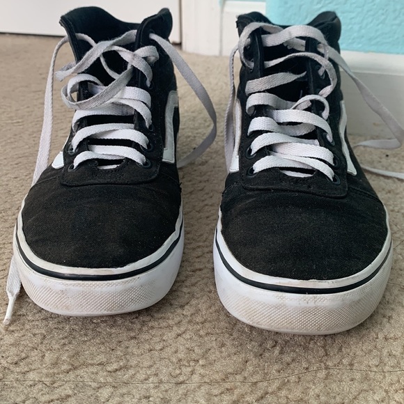 Black Hi Top Vans Sz 8.5 - Picture 6 of 9
